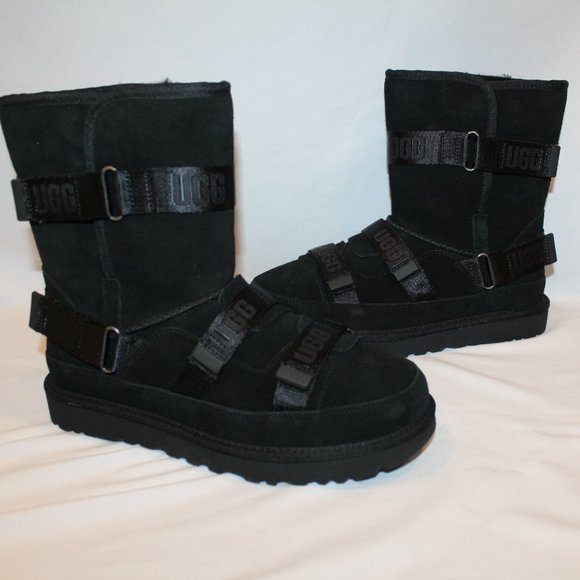 NIB UGG WOMEN'S SUEDE STRAP MOTO CLASSIC SHORTS BOOTS BLACK‎ - Picture 2 of 9